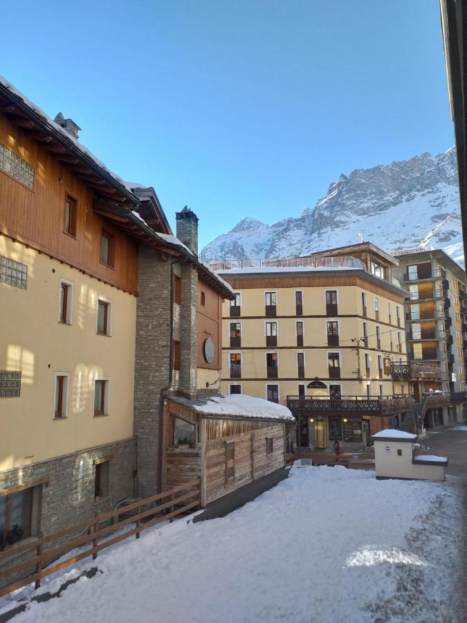 Appartamento Rinnovato Centralissimo A Cervinia Breuil-Cervinia Ngoại thất bức ảnh
