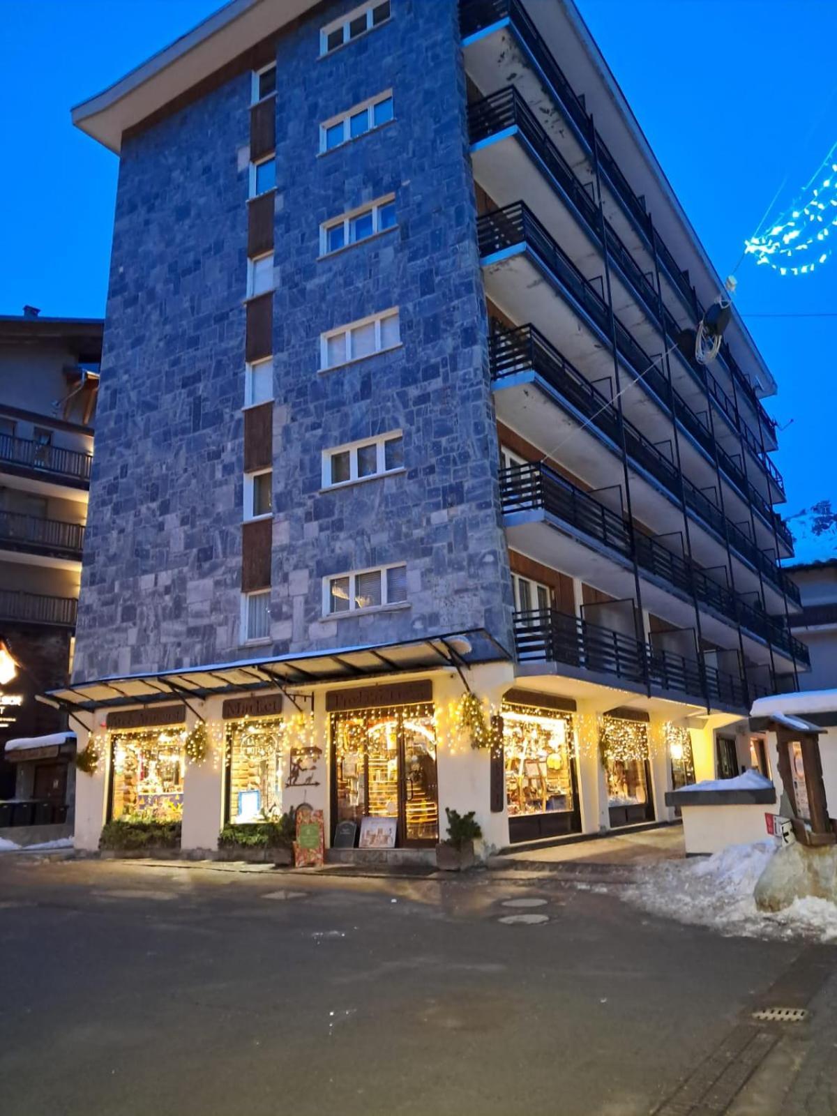 Appartamento Rinnovato Centralissimo A Cervinia Breuil-Cervinia Ngoại thất bức ảnh